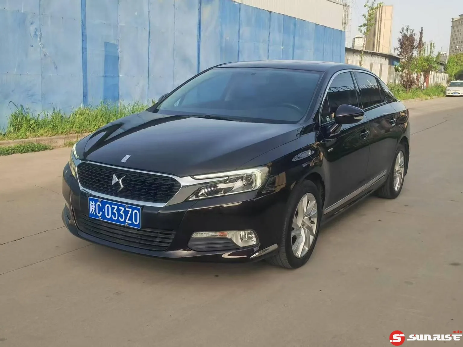 DS DS 5LS 2017, 6 ст. автомат (типтроник), 1.6 л., 167 л.с. из Китая