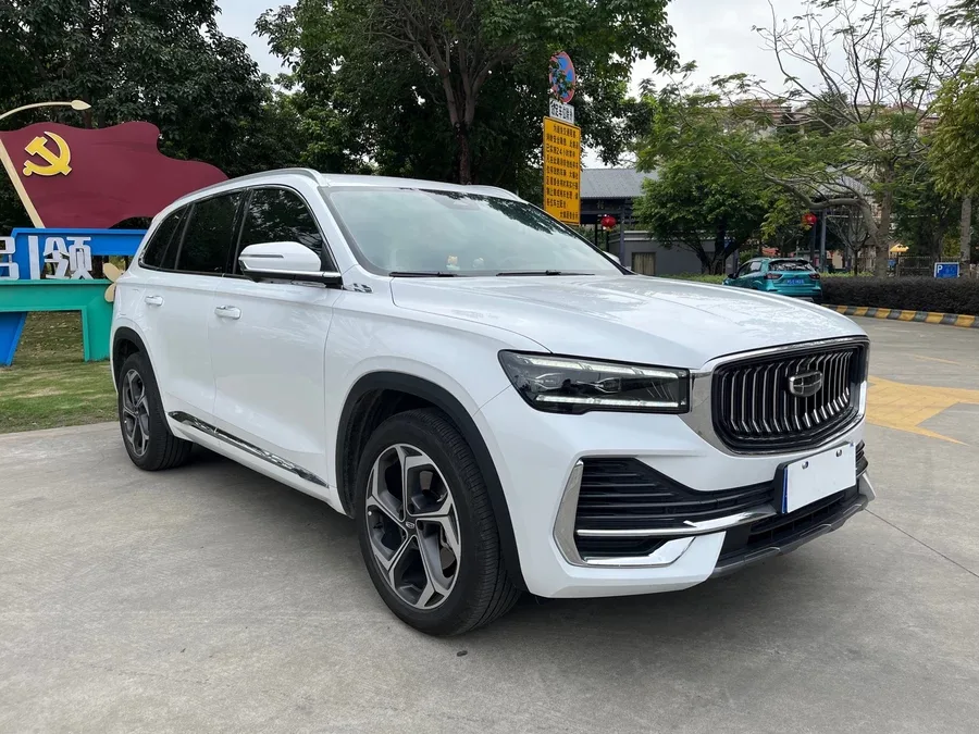 Фото Geely Monjaro 2023   2023, ракурс 1