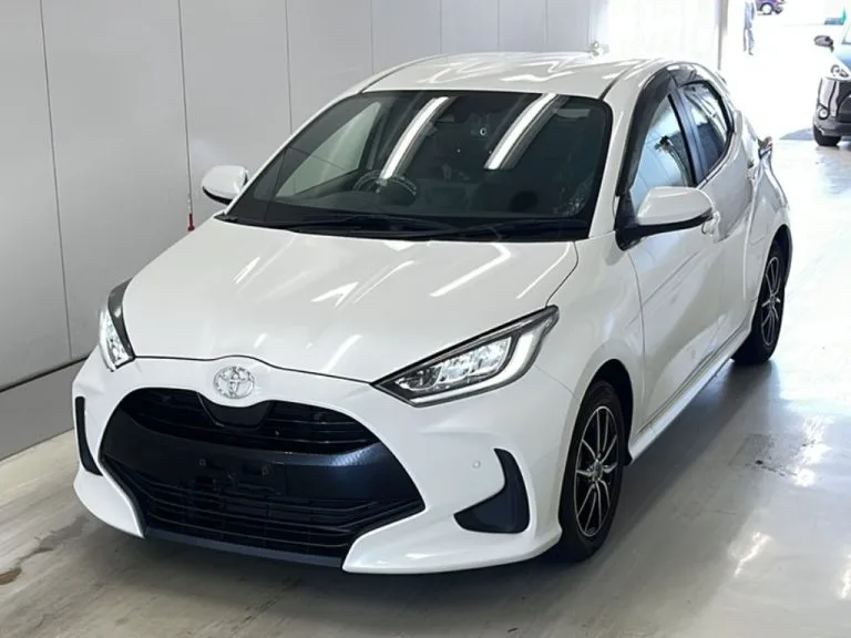 Заказать Toyota Yaris 2020
