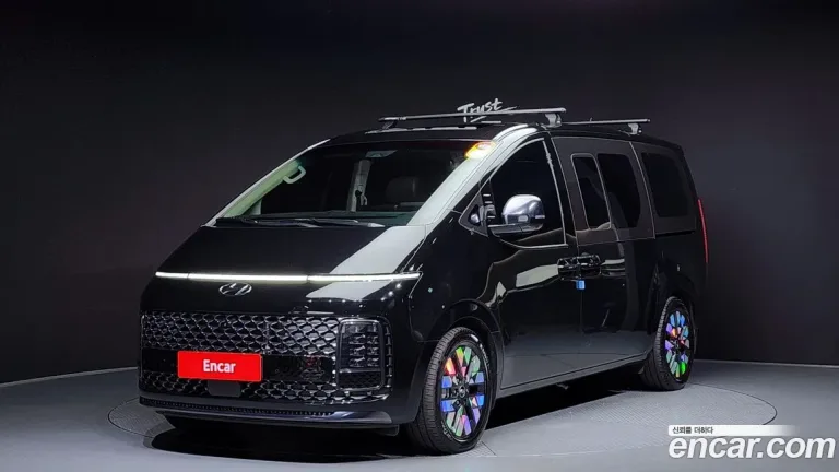 Заказать Hyundai Staria 2021