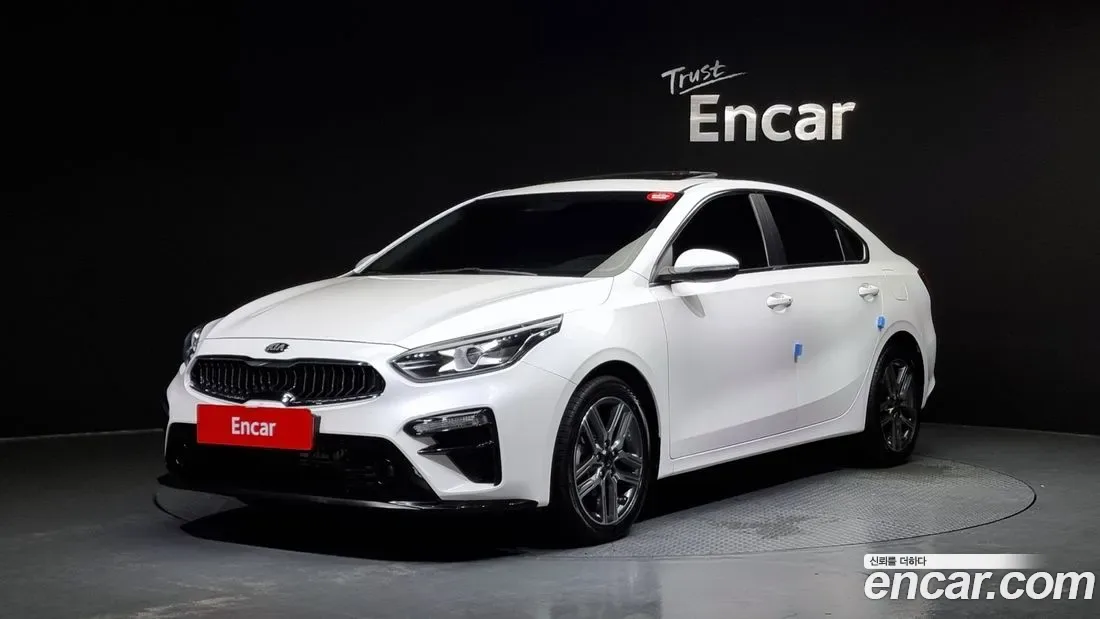 Фото Kia K3 2019-2020   2019-2020, ракурс 1
