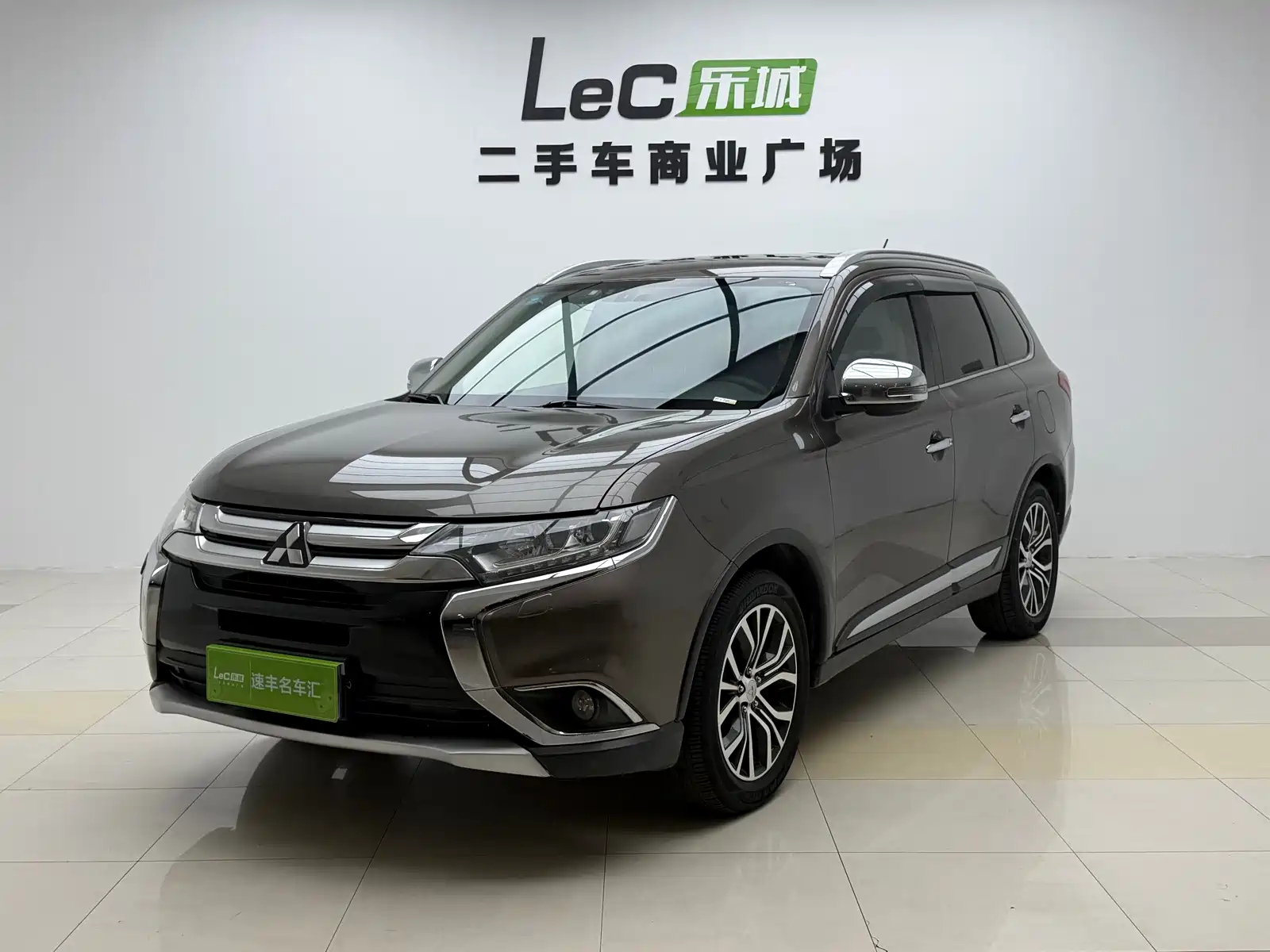 MITSUBISHI OUTLANDER IMPORT