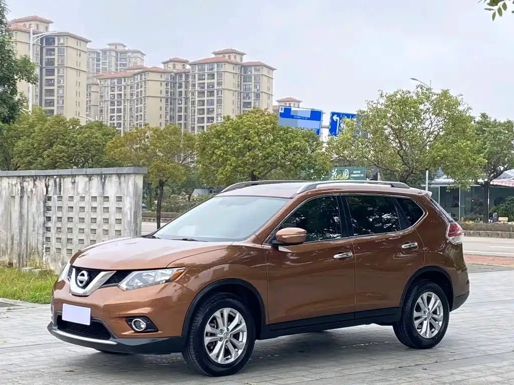 NISSAN X-TRAIL