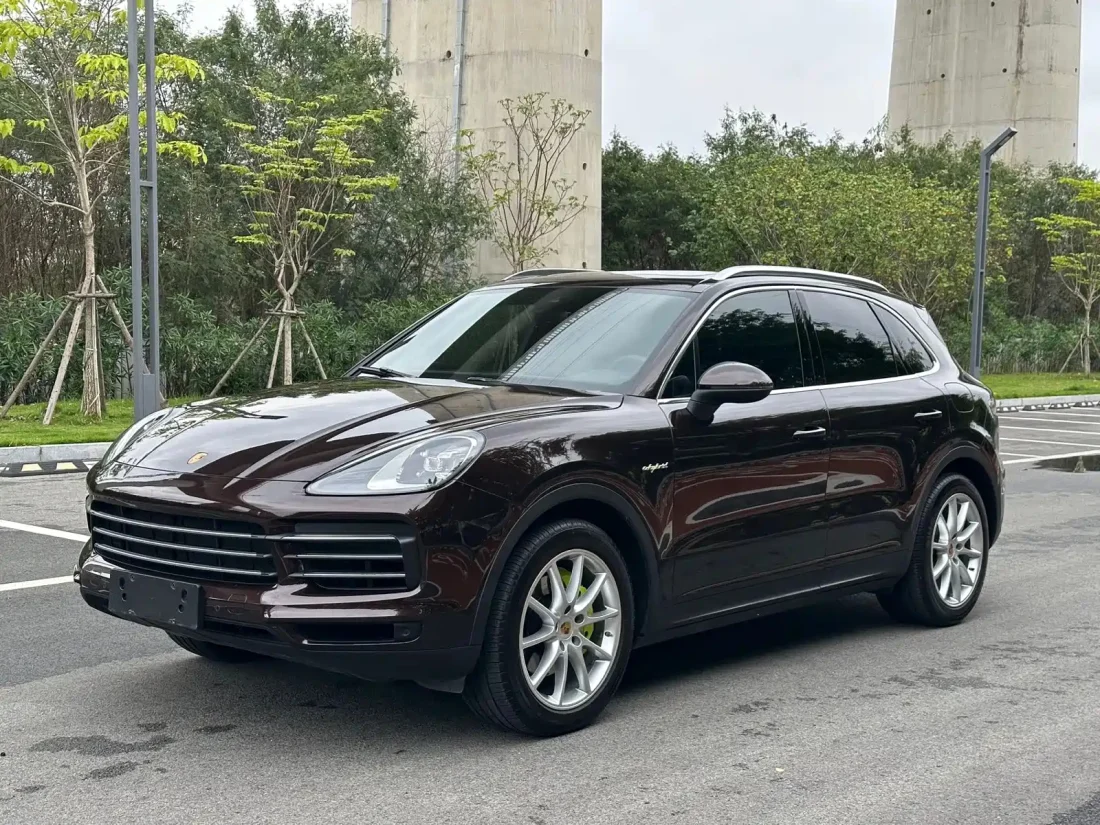 PORSCHE CAYENNE NEW ENERGY
