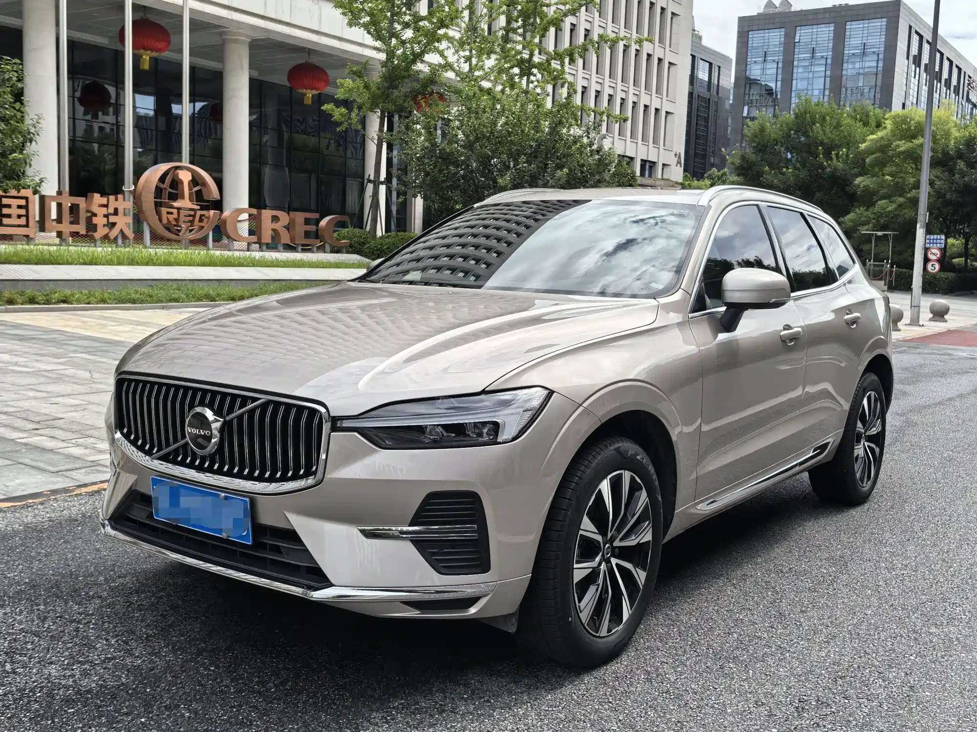 Заказать VOLVO XC60