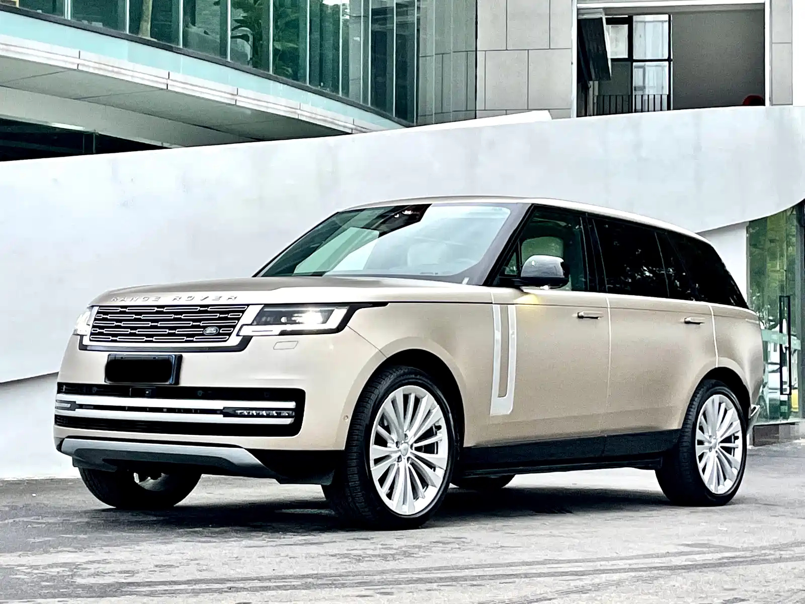 LAND ROVER RANGE ROVER