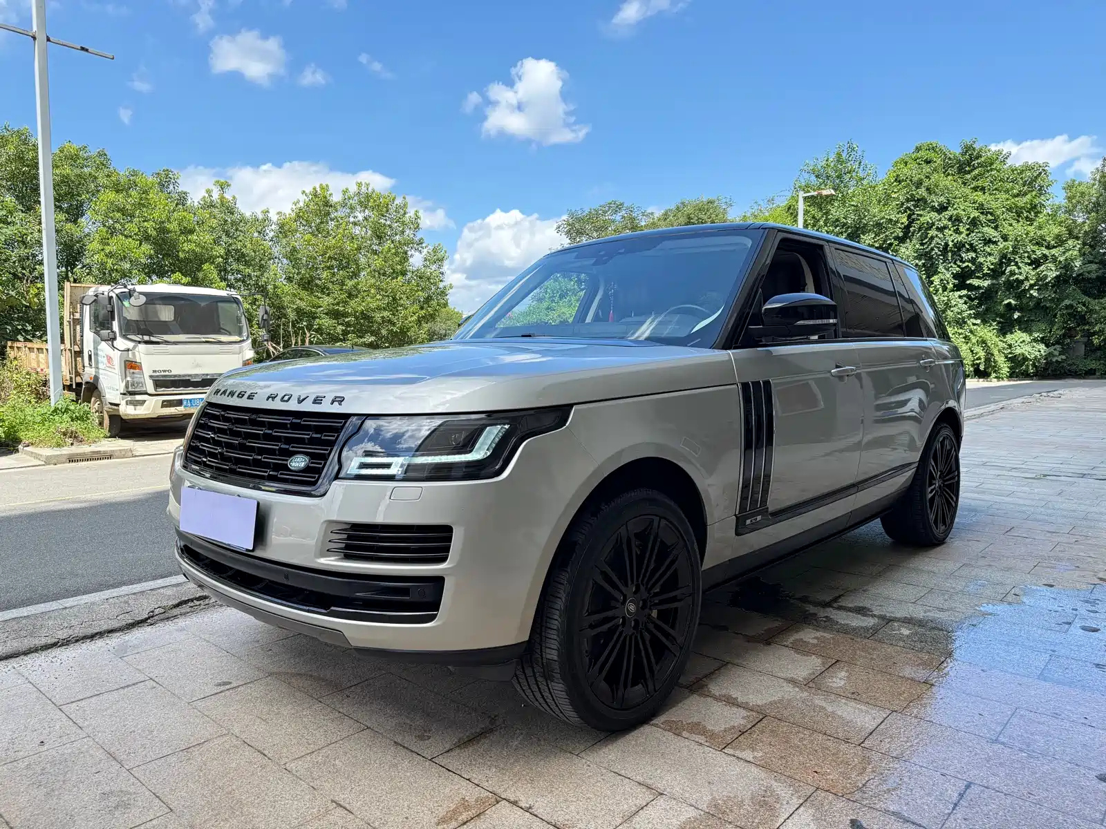 LAND ROVER RANGE ROVER