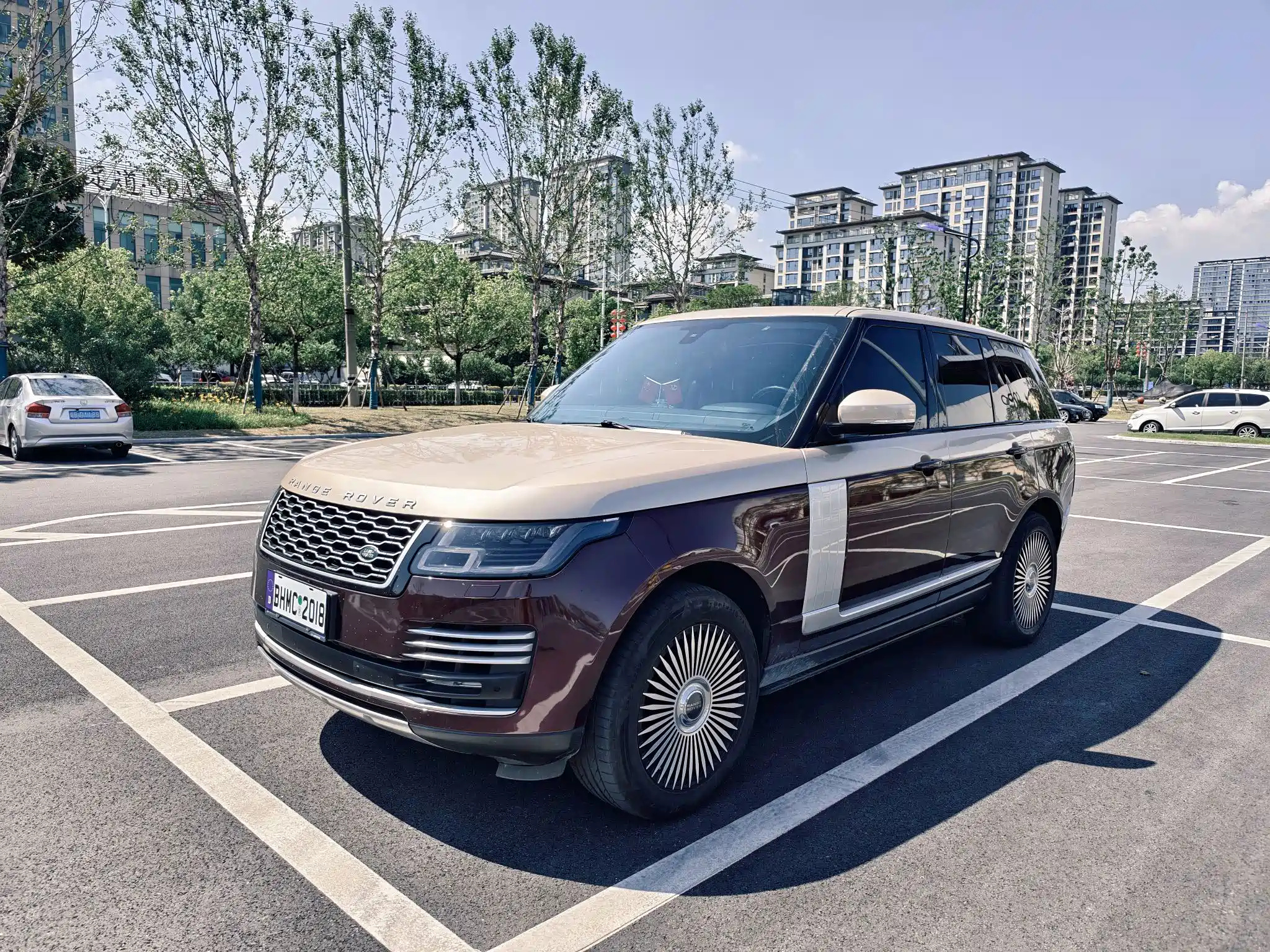 LAND ROVER RANGE ROVER