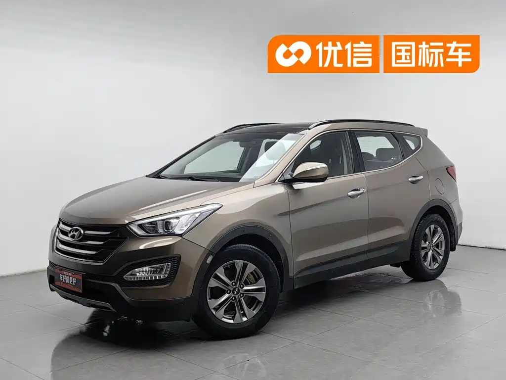 Заказать HYUNDAI SANTA FE