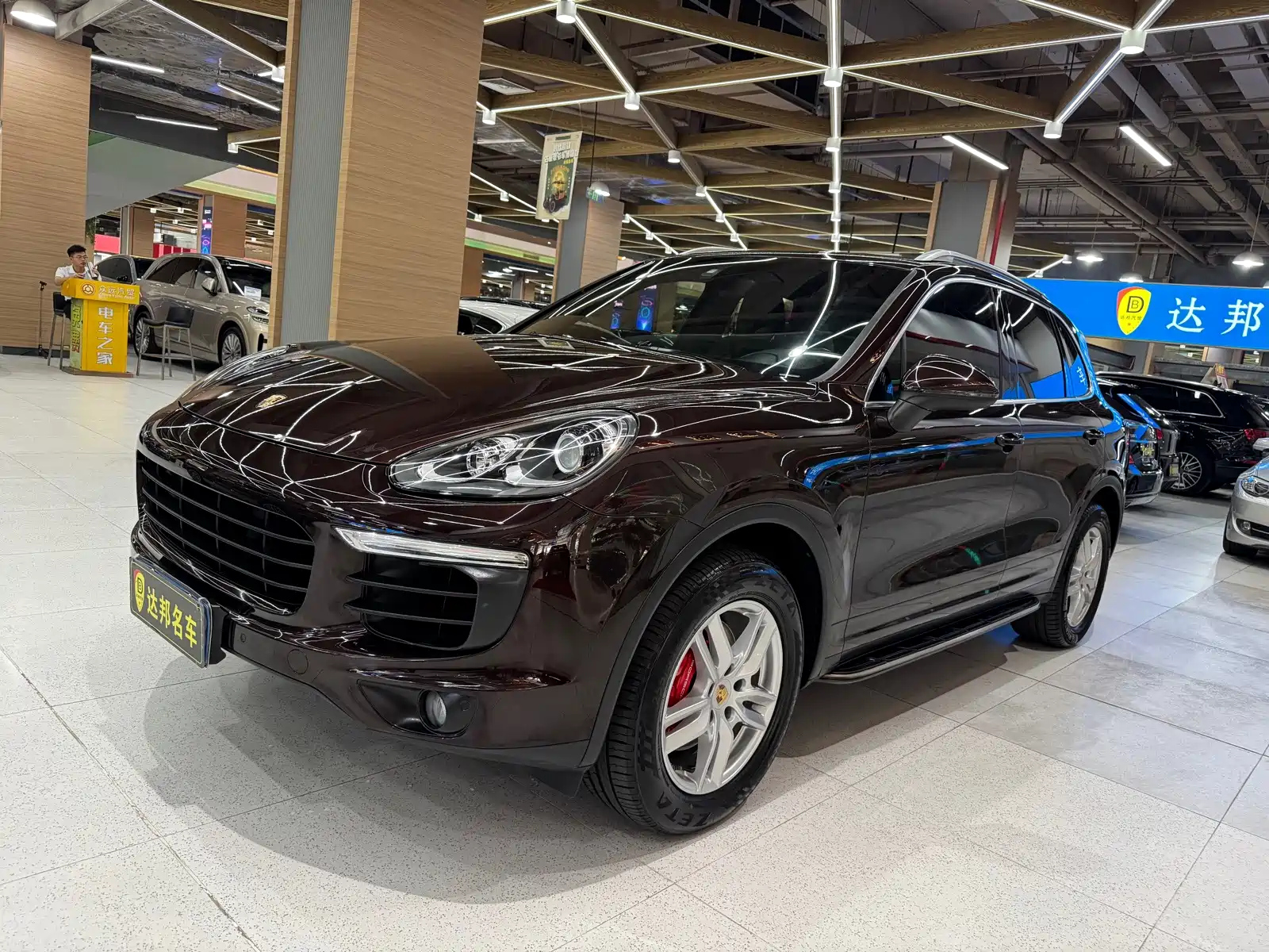 PORSCHE CAYENNE