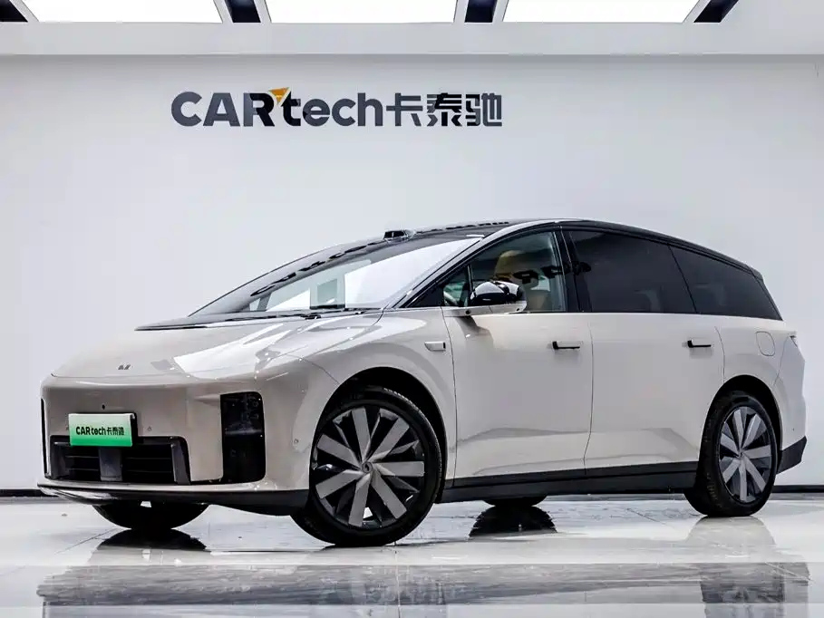 LI AUTO I8