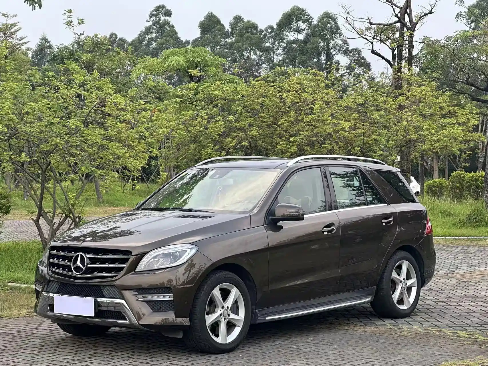 MERCEDES-BENZ M-CLASS