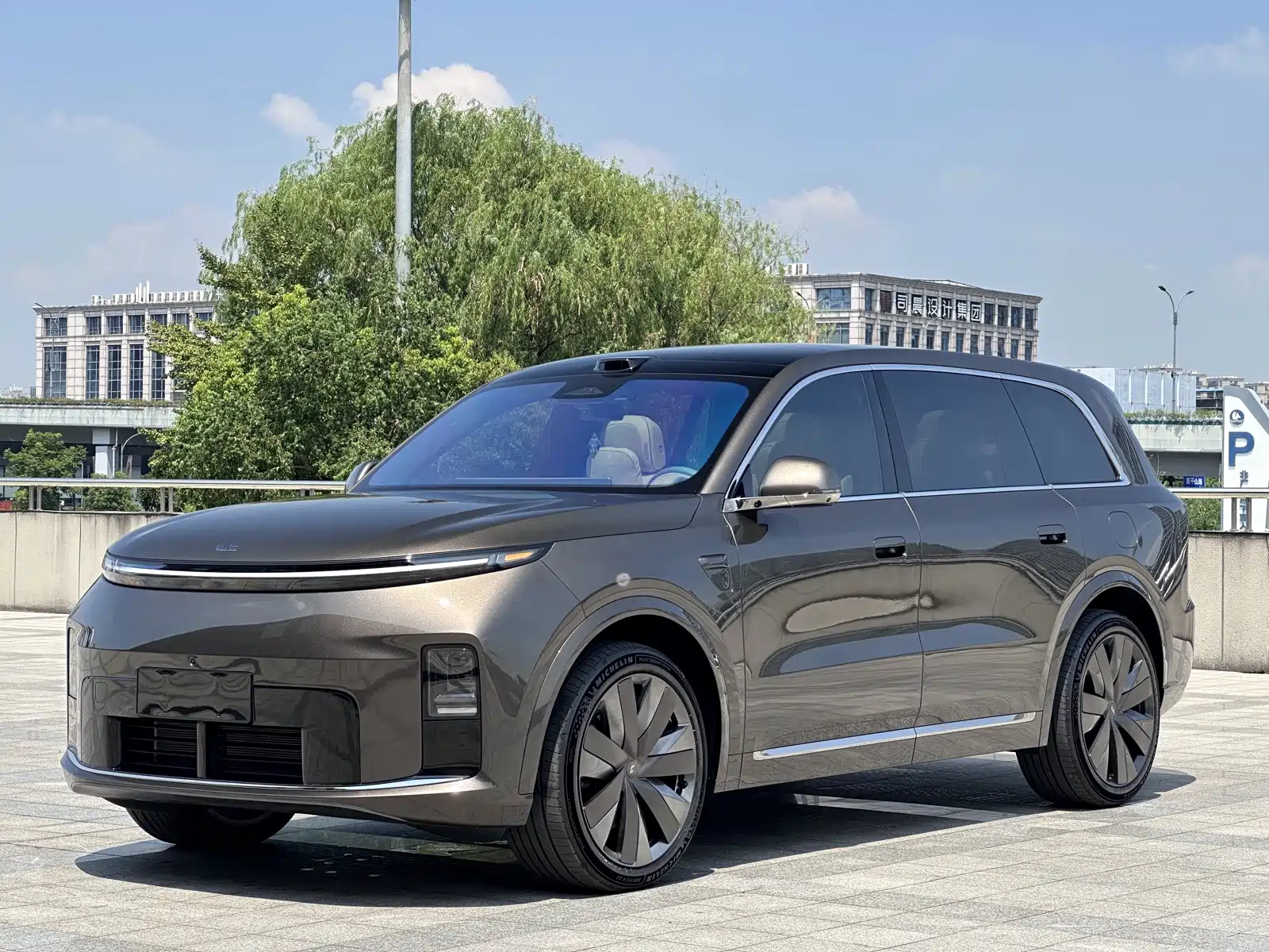 Заказать LI AUTO L9