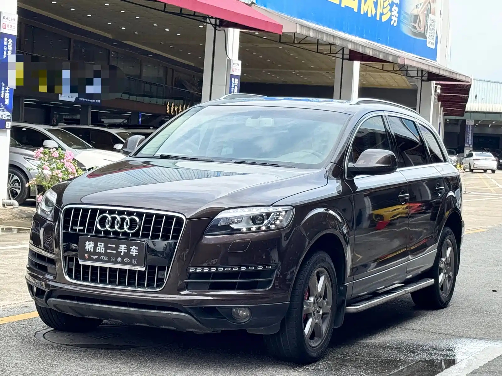 AUDI Q7