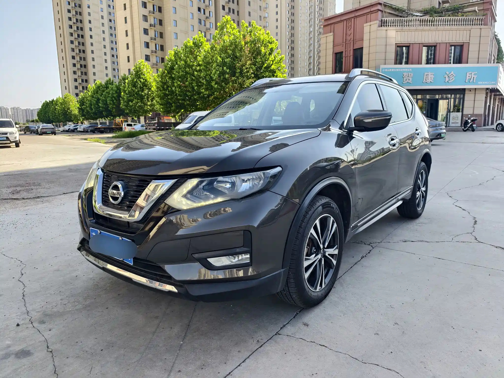 NISSAN X-TRAIL
