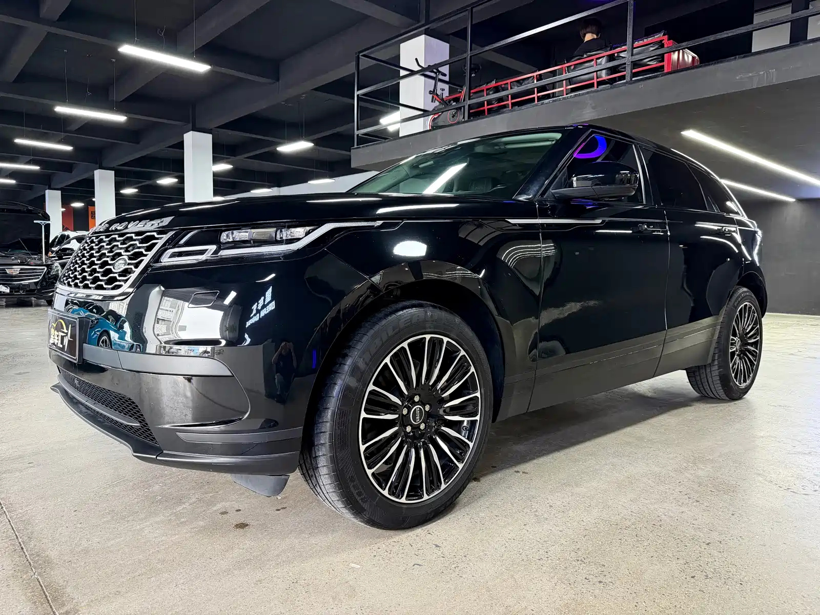LAND ROVER RANGE ROVER VELAR
