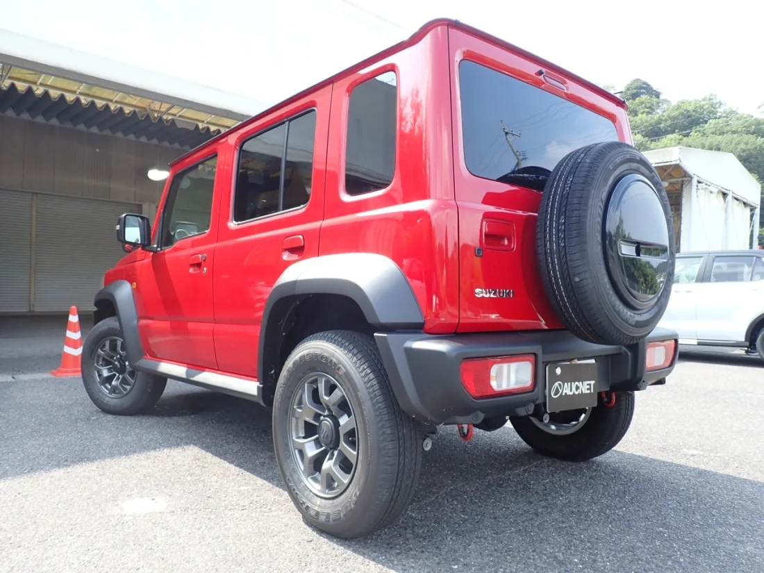 SUZUKI JIMNY NOMADE
