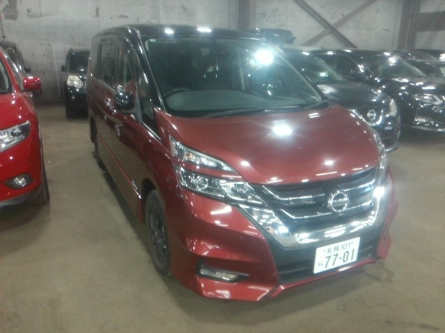 NISSAN SERENA
