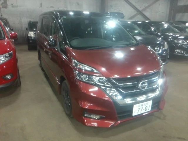 NISSAN SERENA