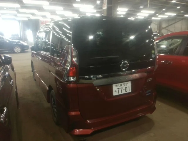 NISSAN SERENA