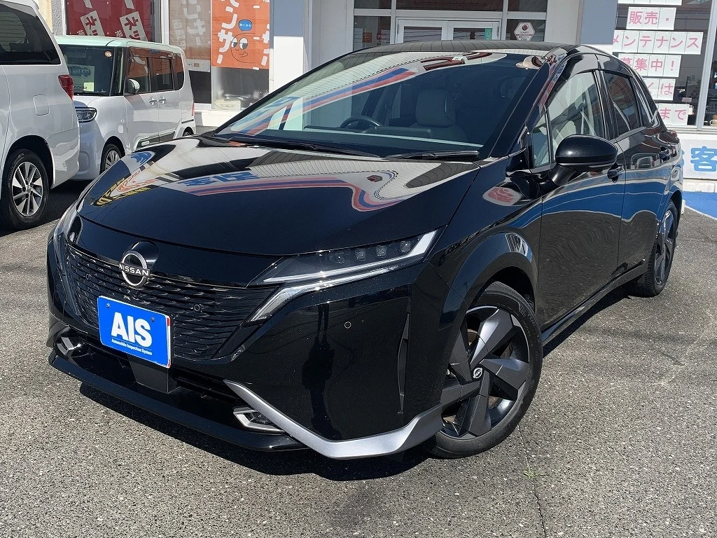 NISSAN AURA