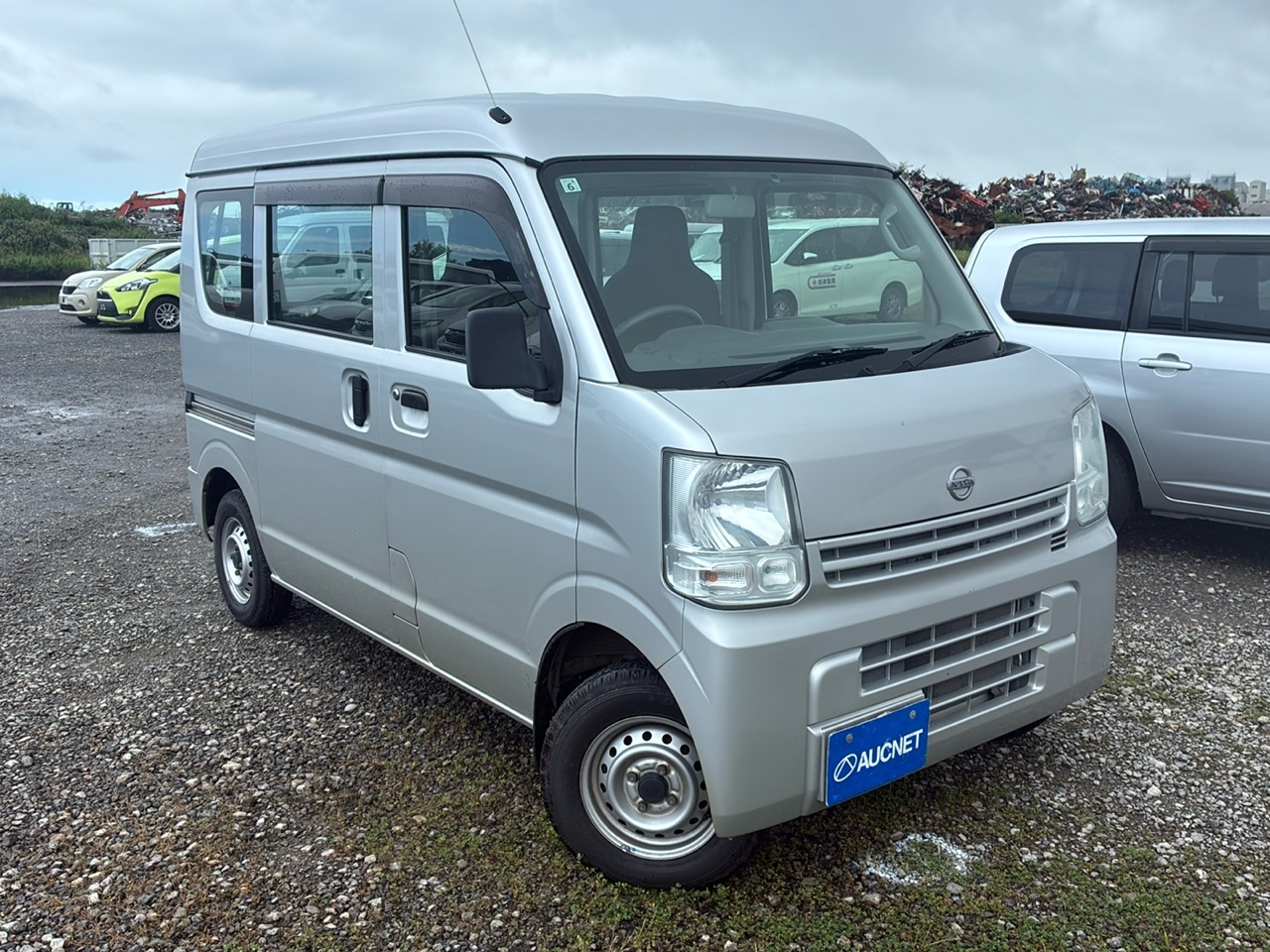 NISSAN NV100 CLIPPER