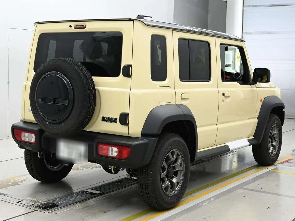 SUZUKI JIMNY NOMADE