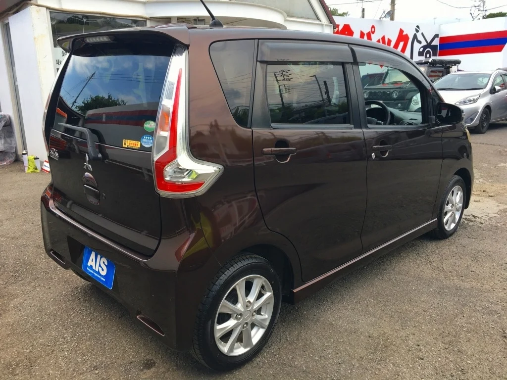 MITSUBISHI EK CUSTOM