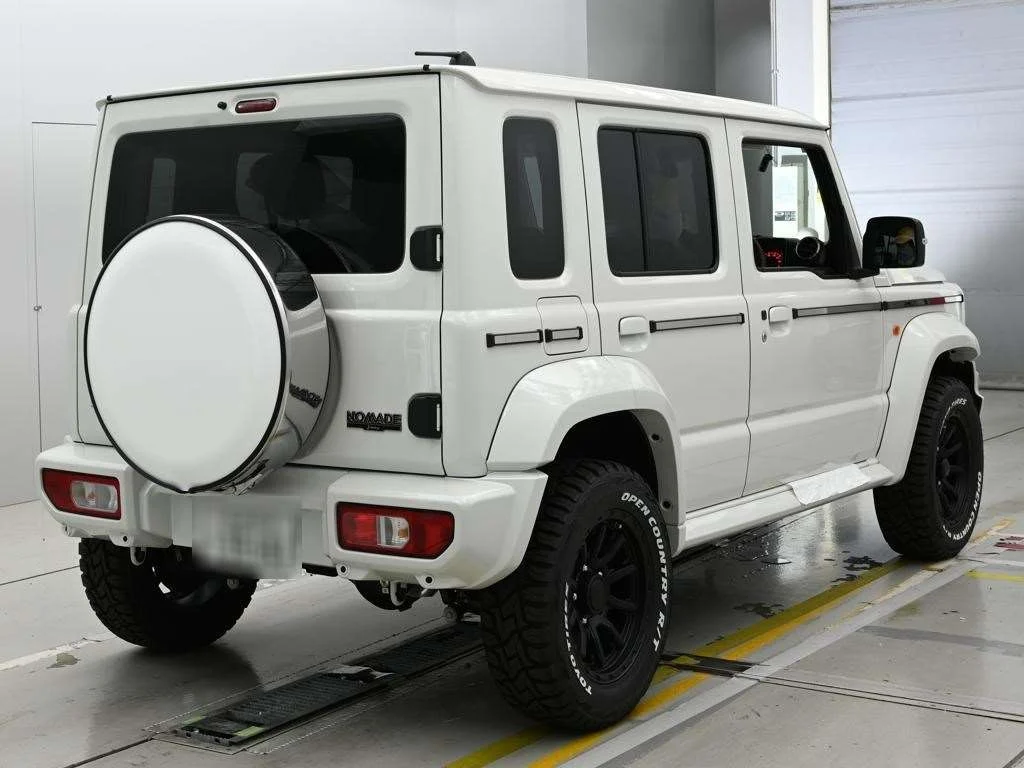 SUZUKI JIMNY NOMADE