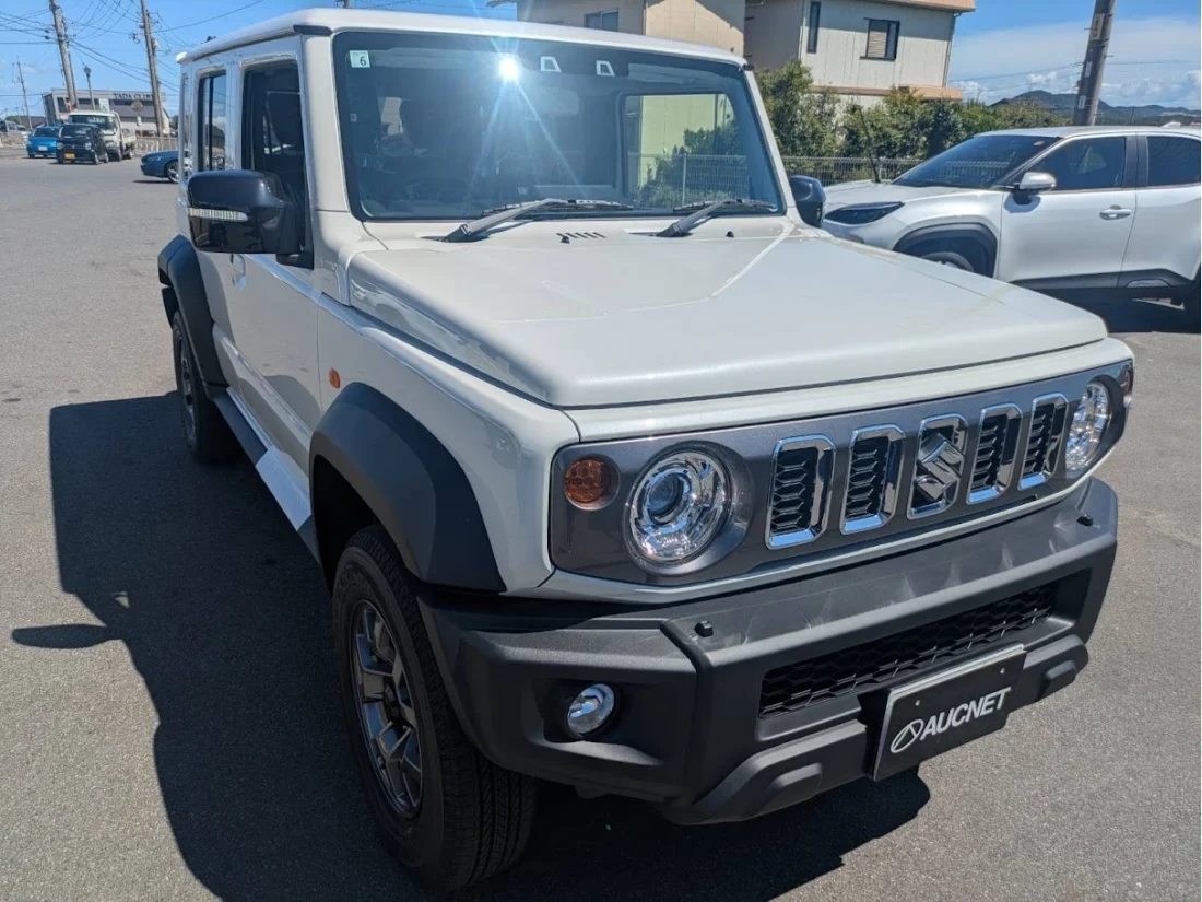 SUZUKI JIMNY NOMADE