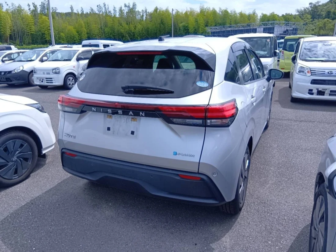 NISSAN NOTE