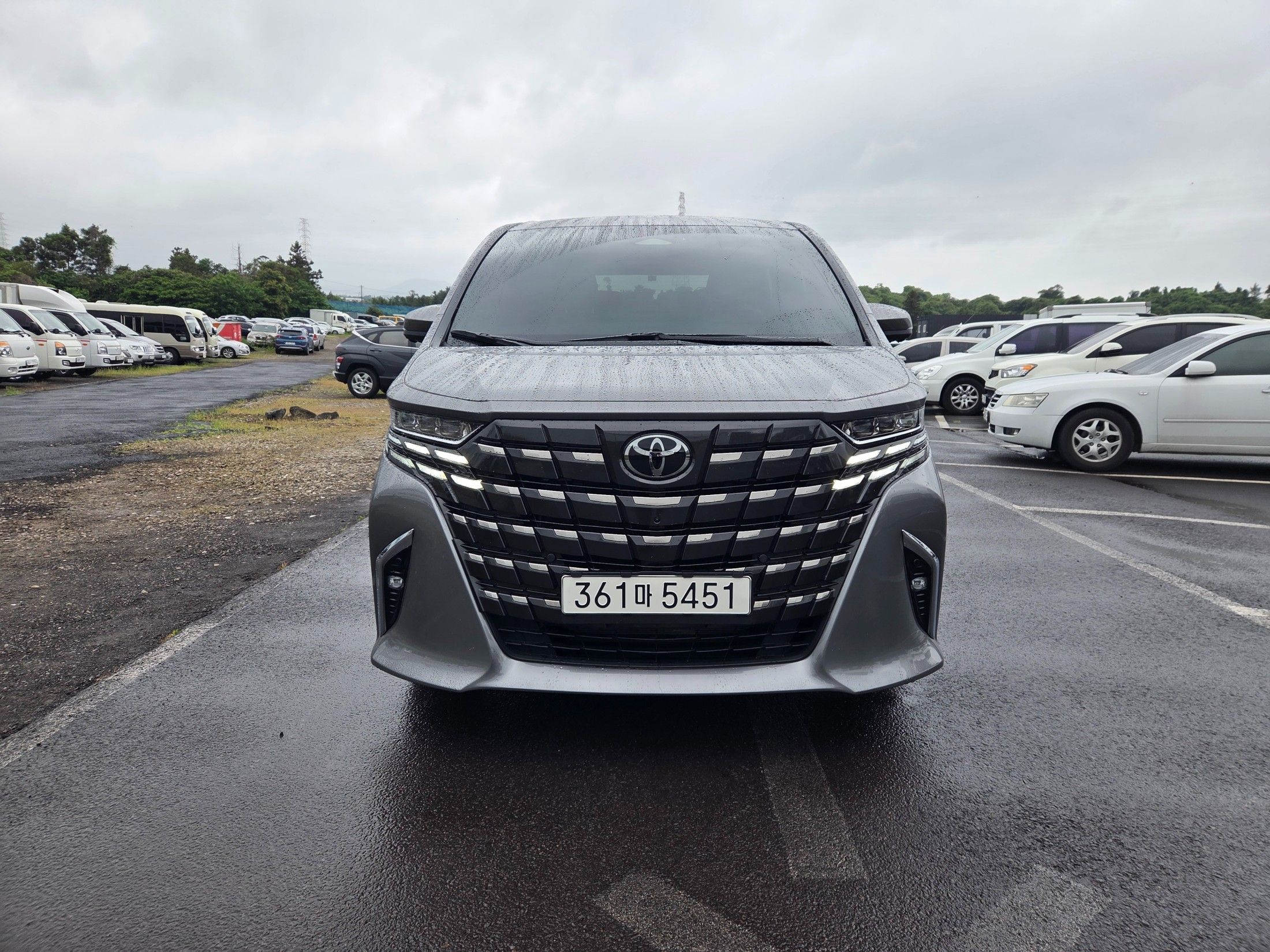 Заказать TOYOTA ALPHARD