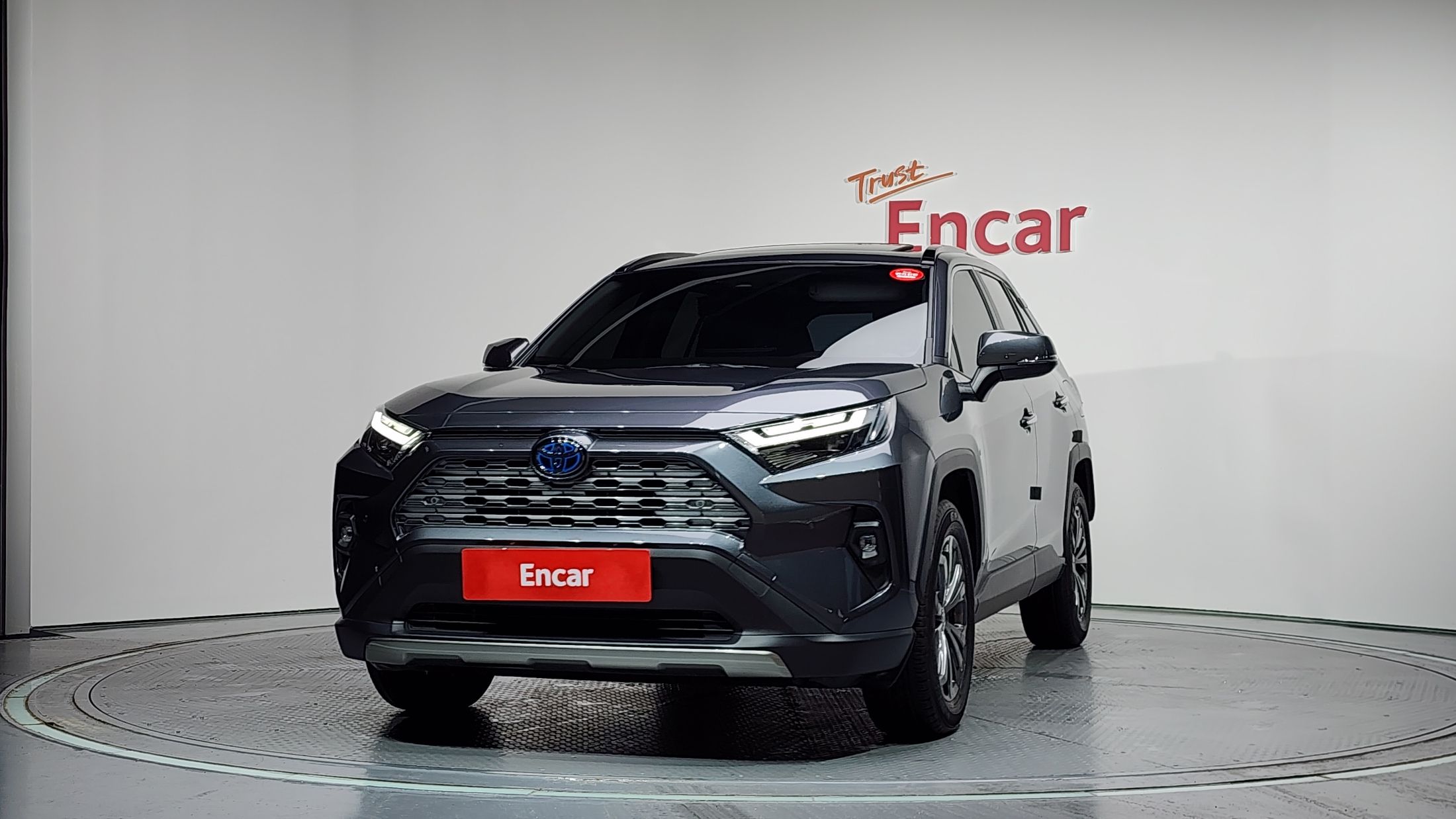 Заказать TOYOTA RAV4