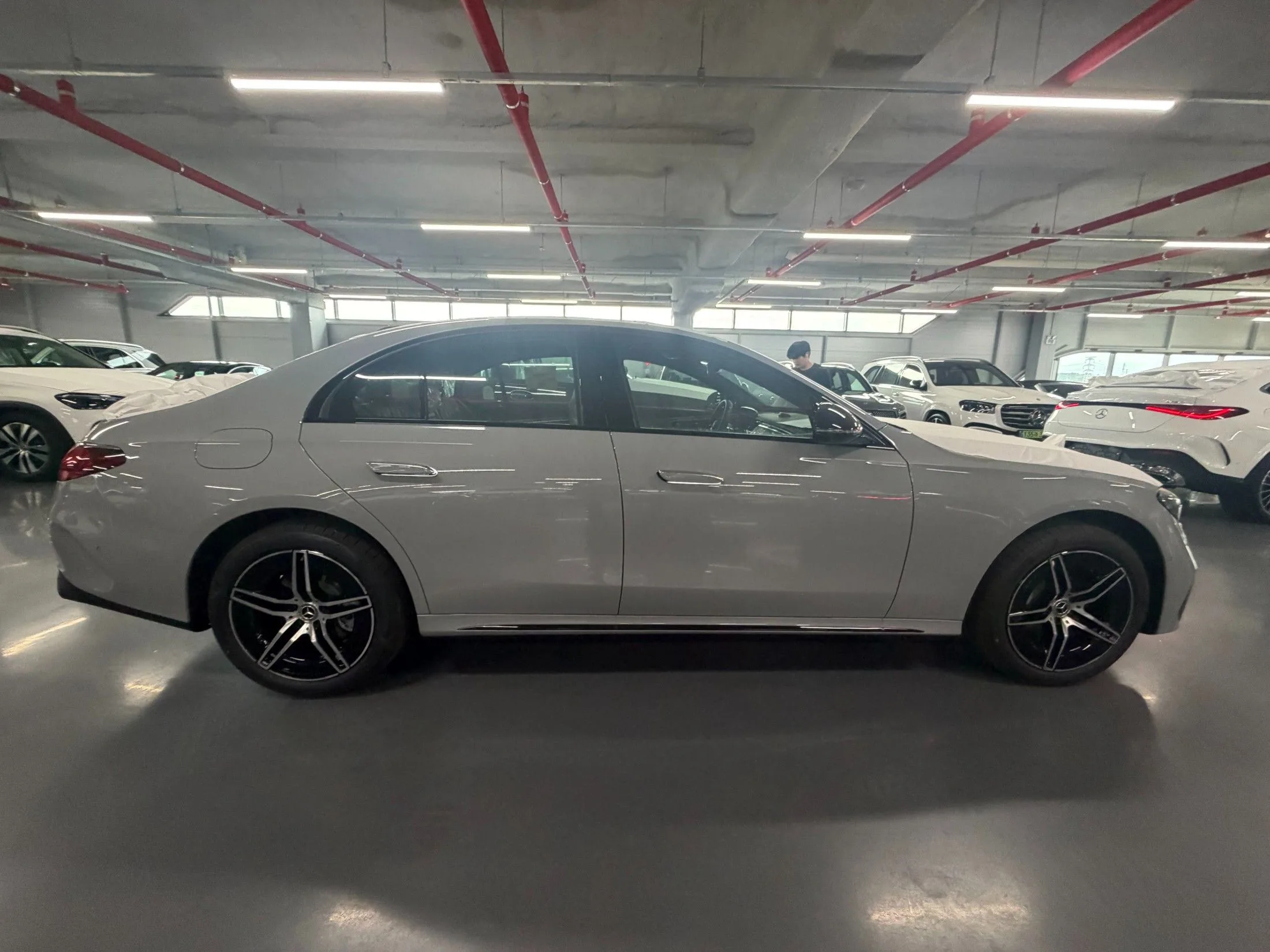 Заказать MERCEDES BENZ E-CLASS W214