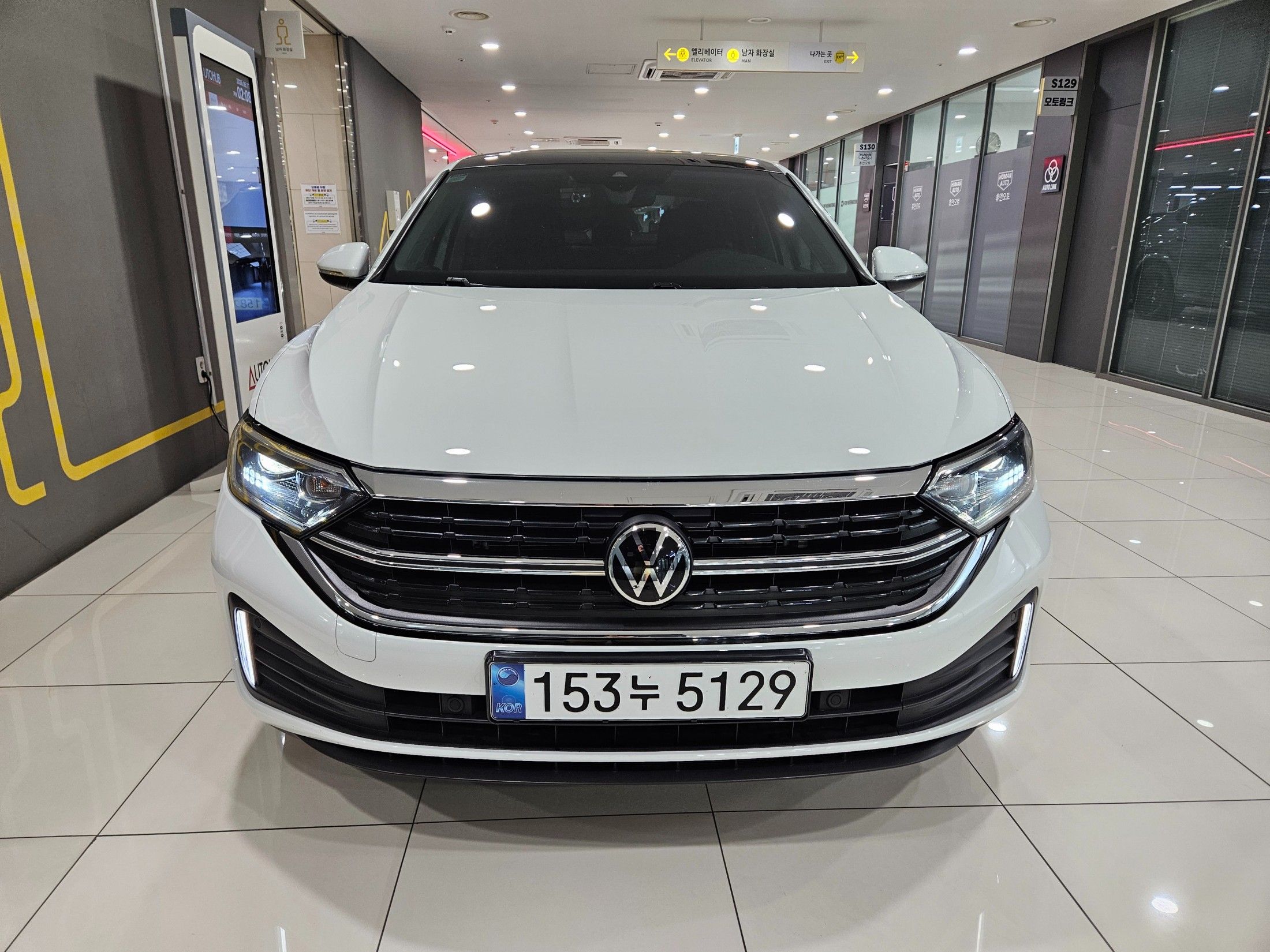 Заказать VOLKSWAGEN JETTA