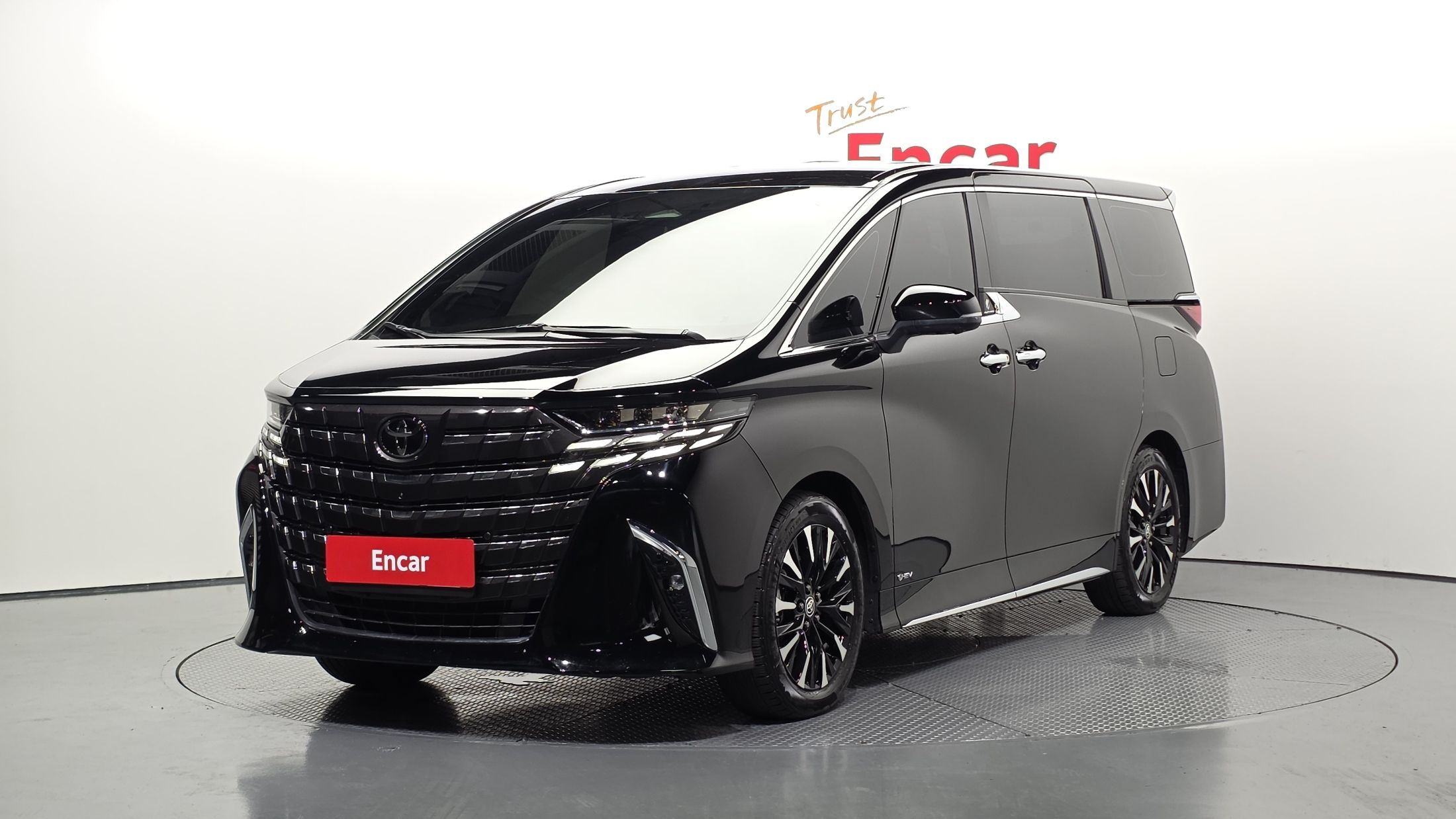 Заказать TOYOTA ALPHARD