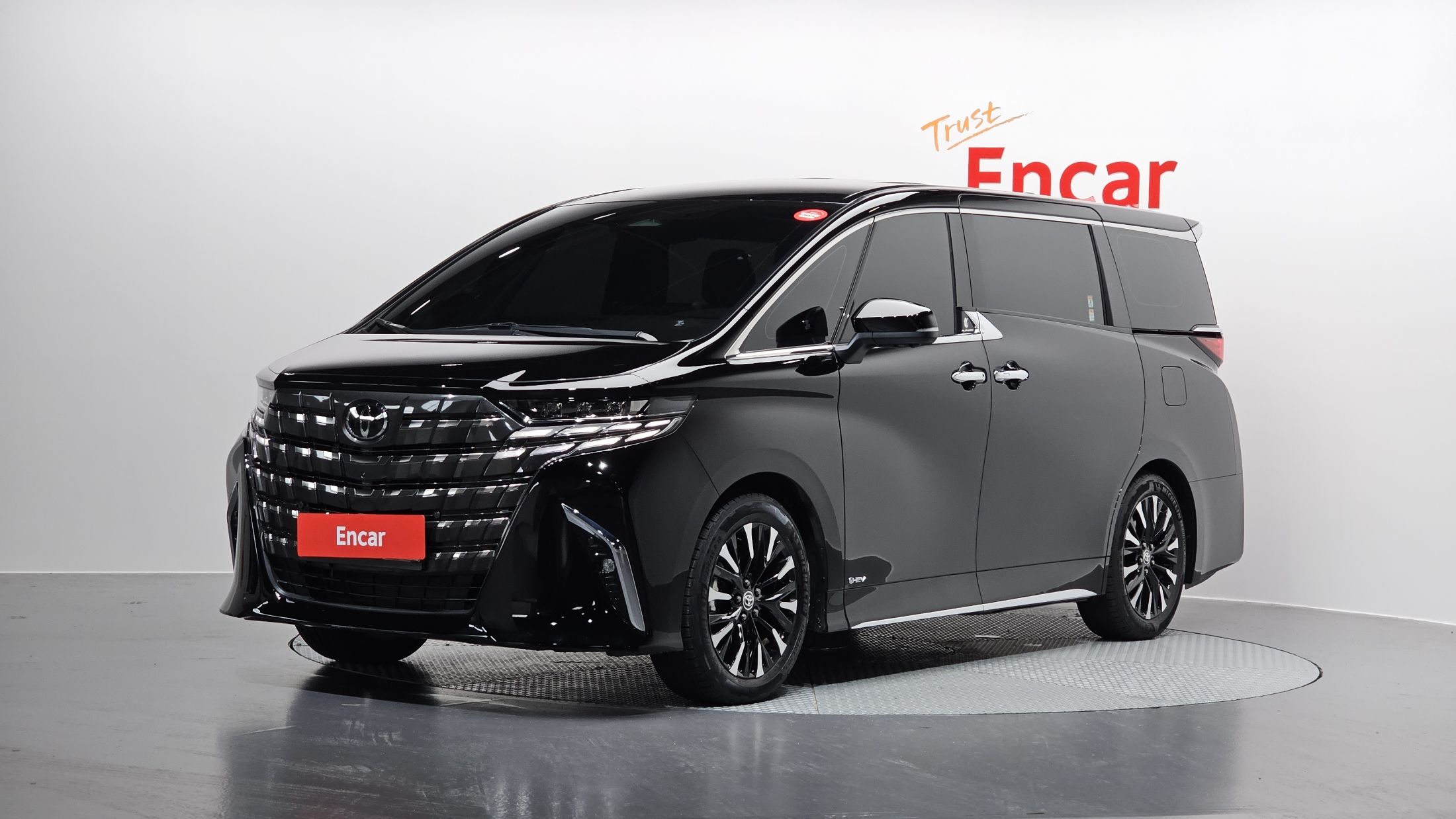 Заказать TOYOTA ALPHARD