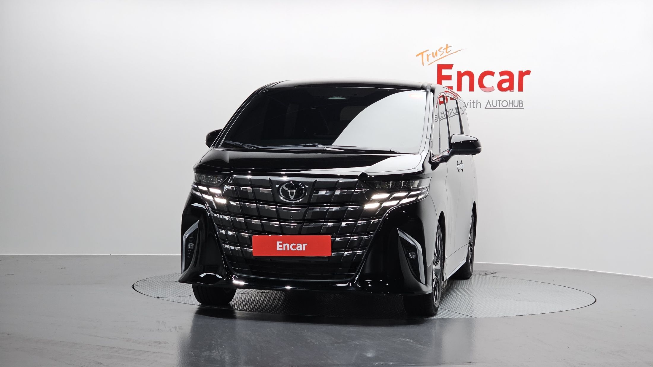 Заказать TOYOTA ALPHARD