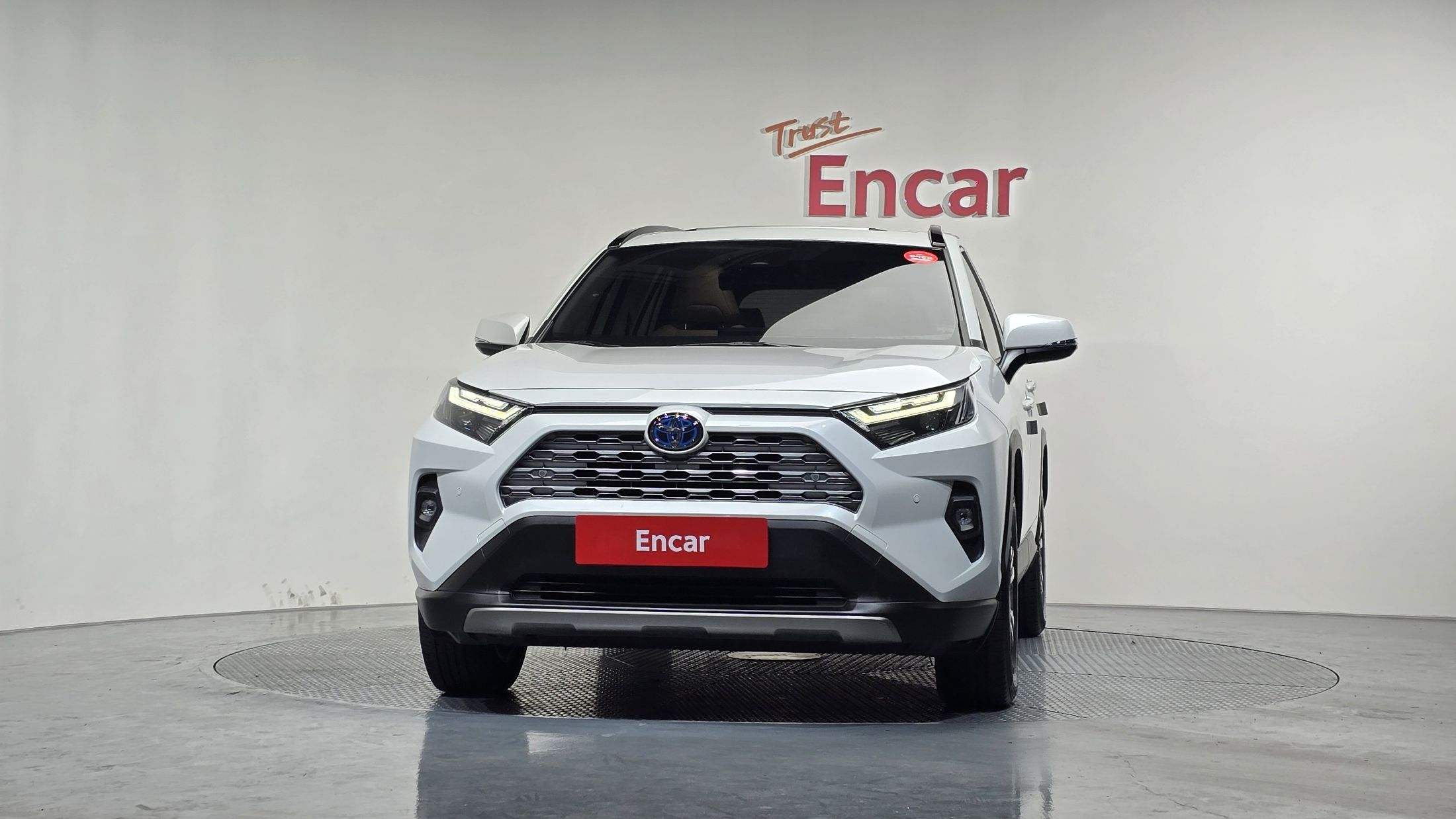 Заказать TOYOTA RAV4