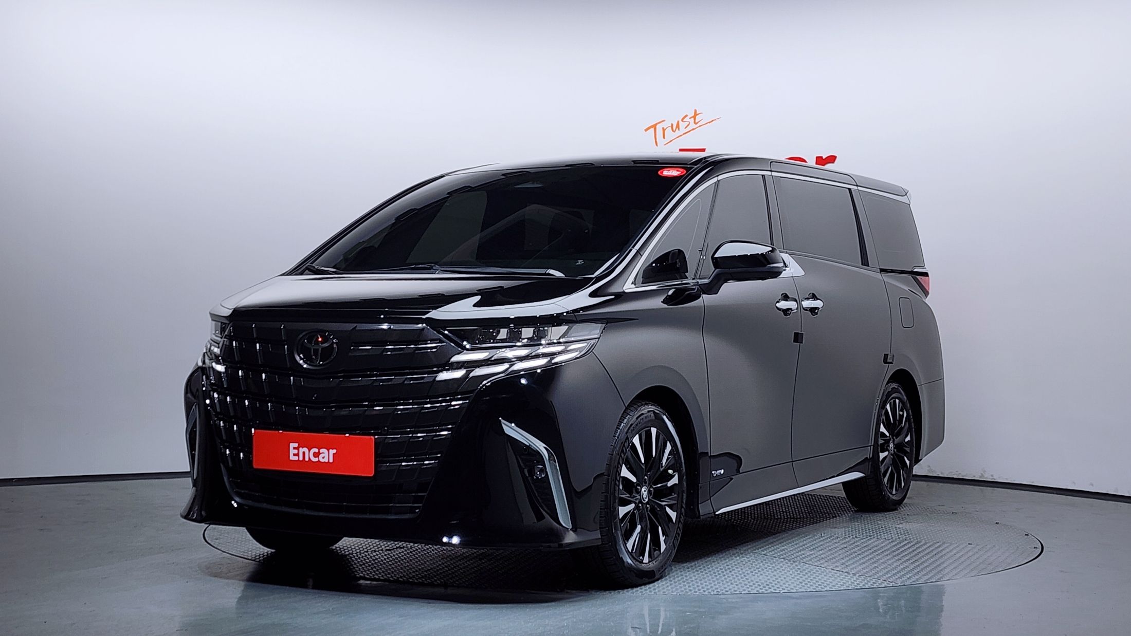 Заказать TOYOTA ALPHARD