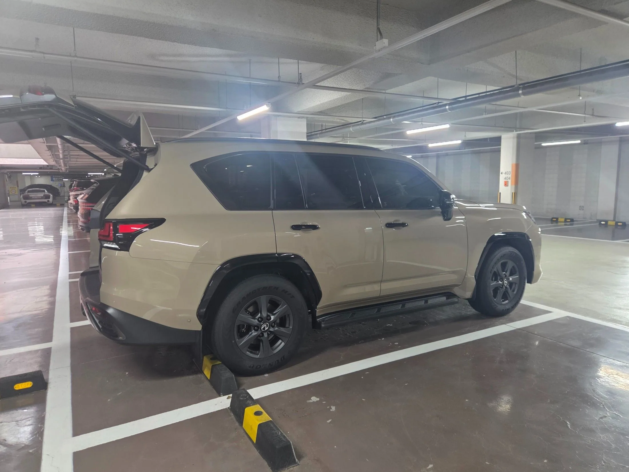 Заказать LEXUS LX