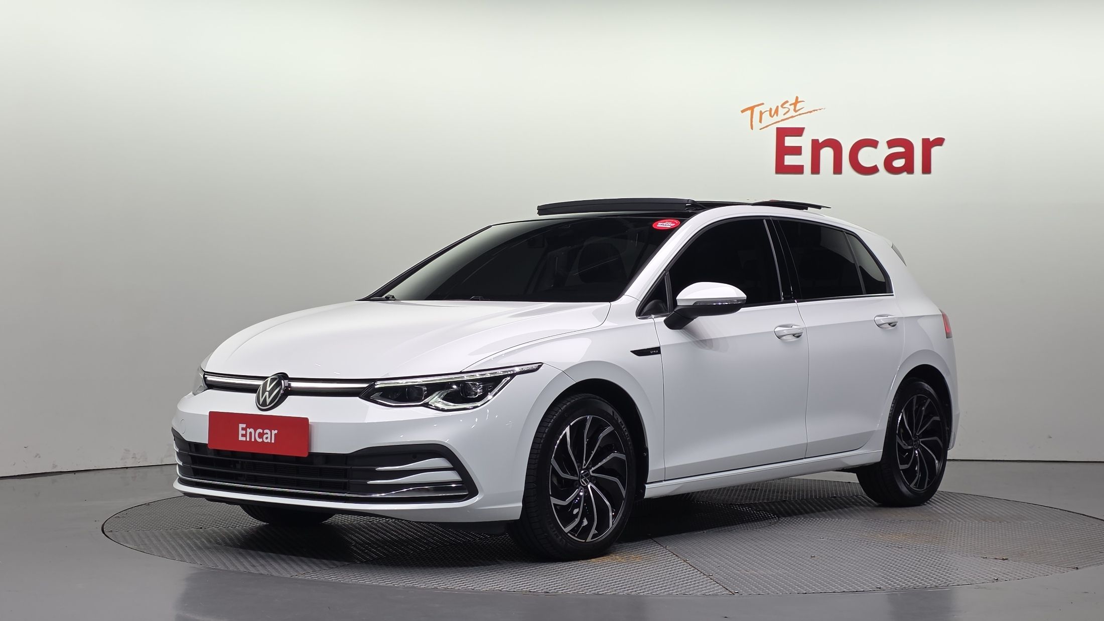 Заказать VOLKSWAGEN GOLF