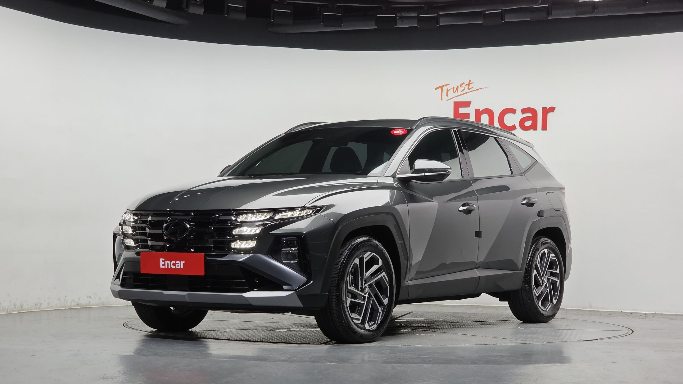 Заказать HYUNDAI TUCSON HYBRID NX4