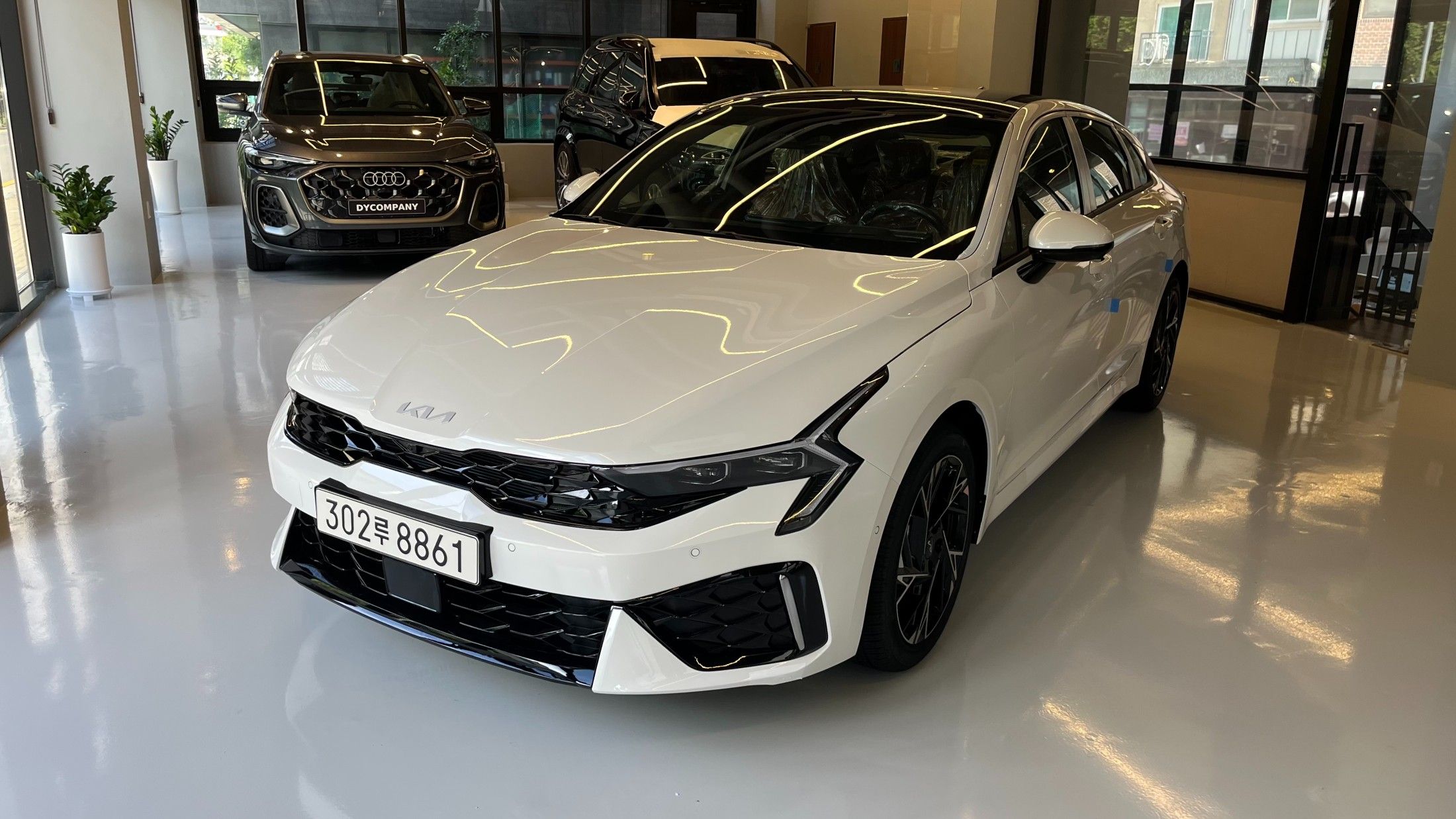 Заказать KIA K5