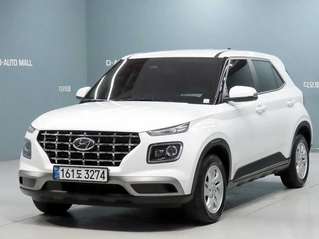 HYUNDAI VENUE