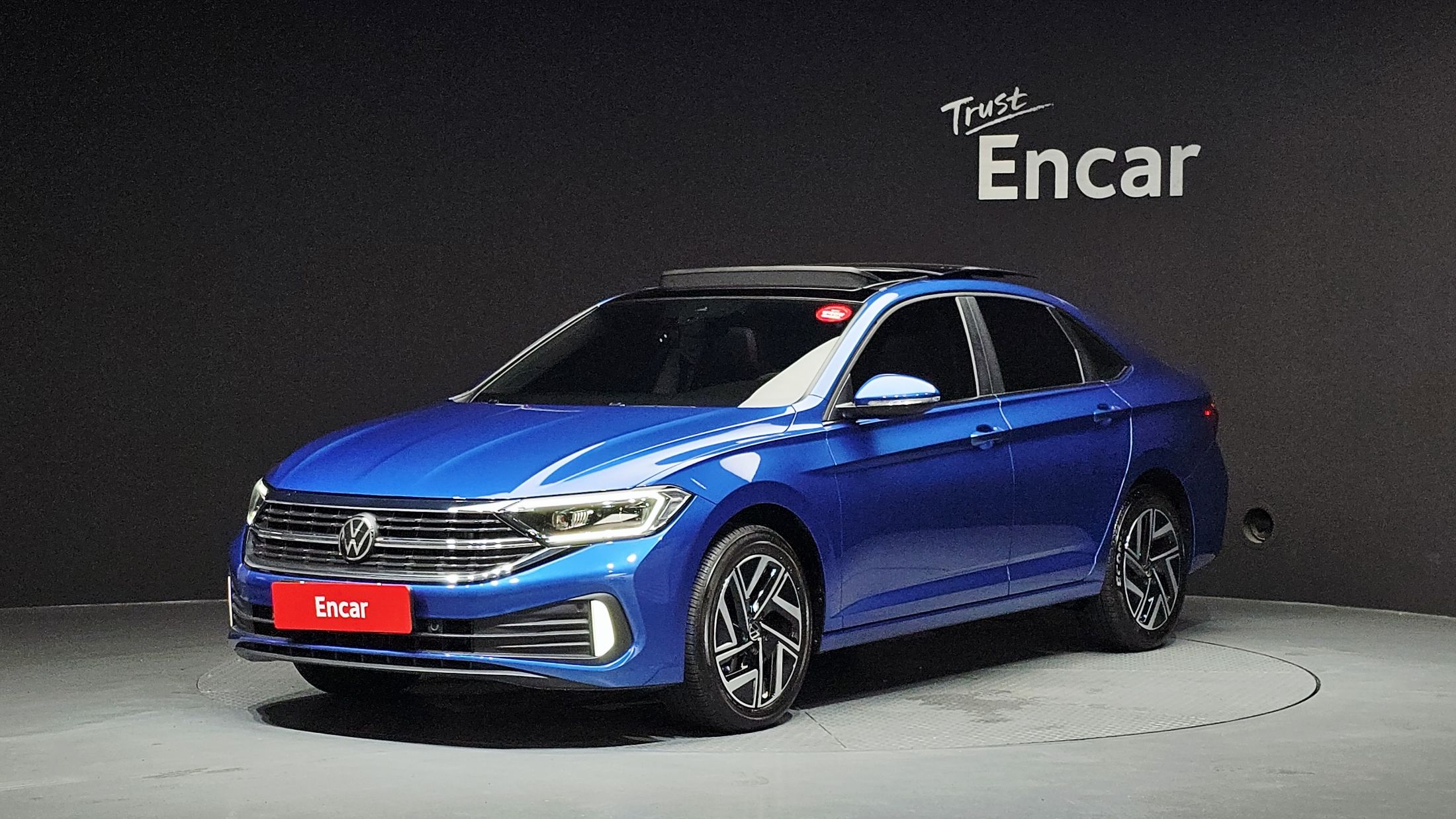 Заказать VOLKSWAGEN JETTA