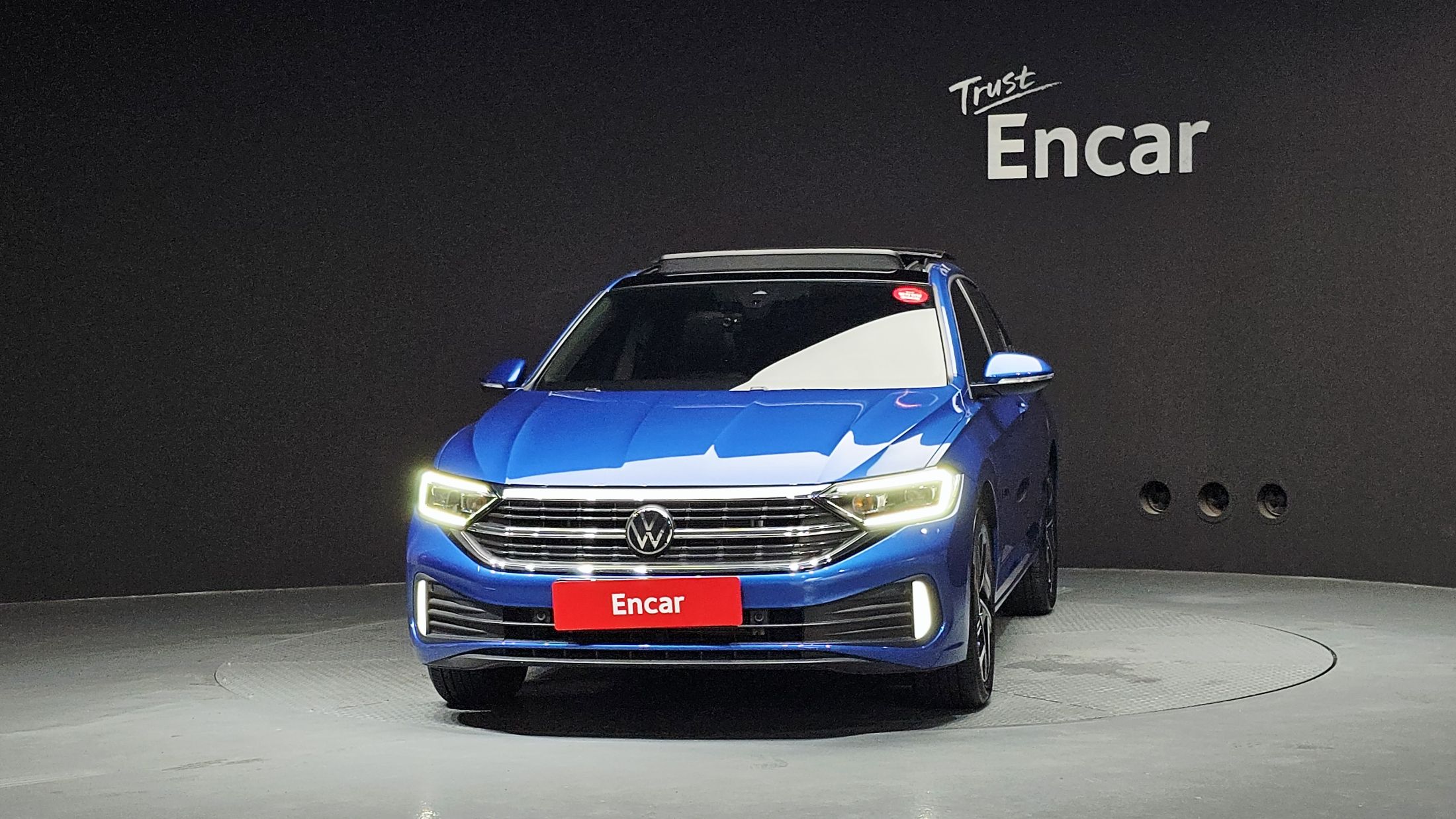 Заказать VOLKSWAGEN JETTA